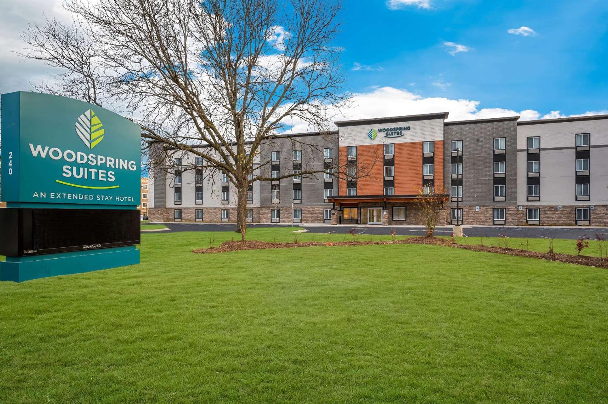 Woodspring Suites Dearborn Detroit Eksteriør billede